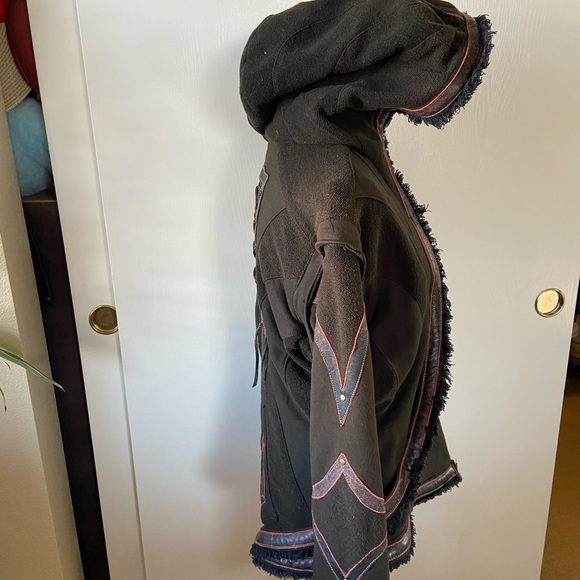 Anahata designs jacket - Picture 7 of 15